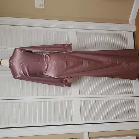 Miss Ord Elegant Satin Mauve Evening Gown - Picture 4 of 6